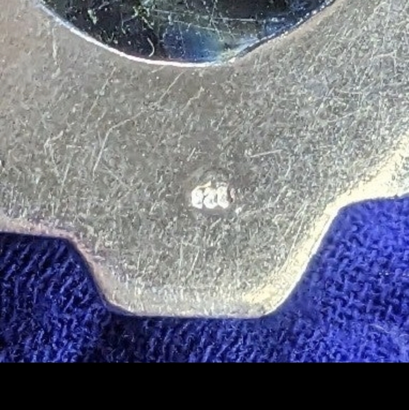 Labradorite Pendant - Picture 4 of 7